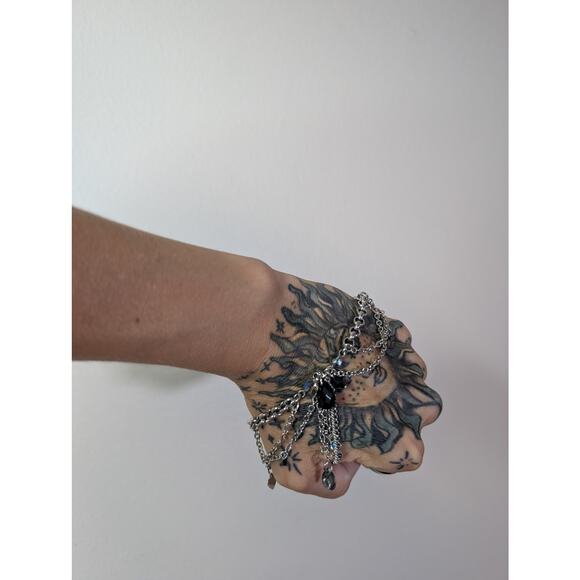 Vintage Avon Victorian Bracelet - Picture 2 of 6